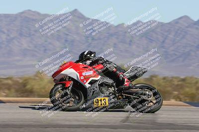 media/Oct-30-2025-Racers Edge (Thu) [[dabbdaf680]]/3-B Group/Session 4 (Turn 9 Side)/